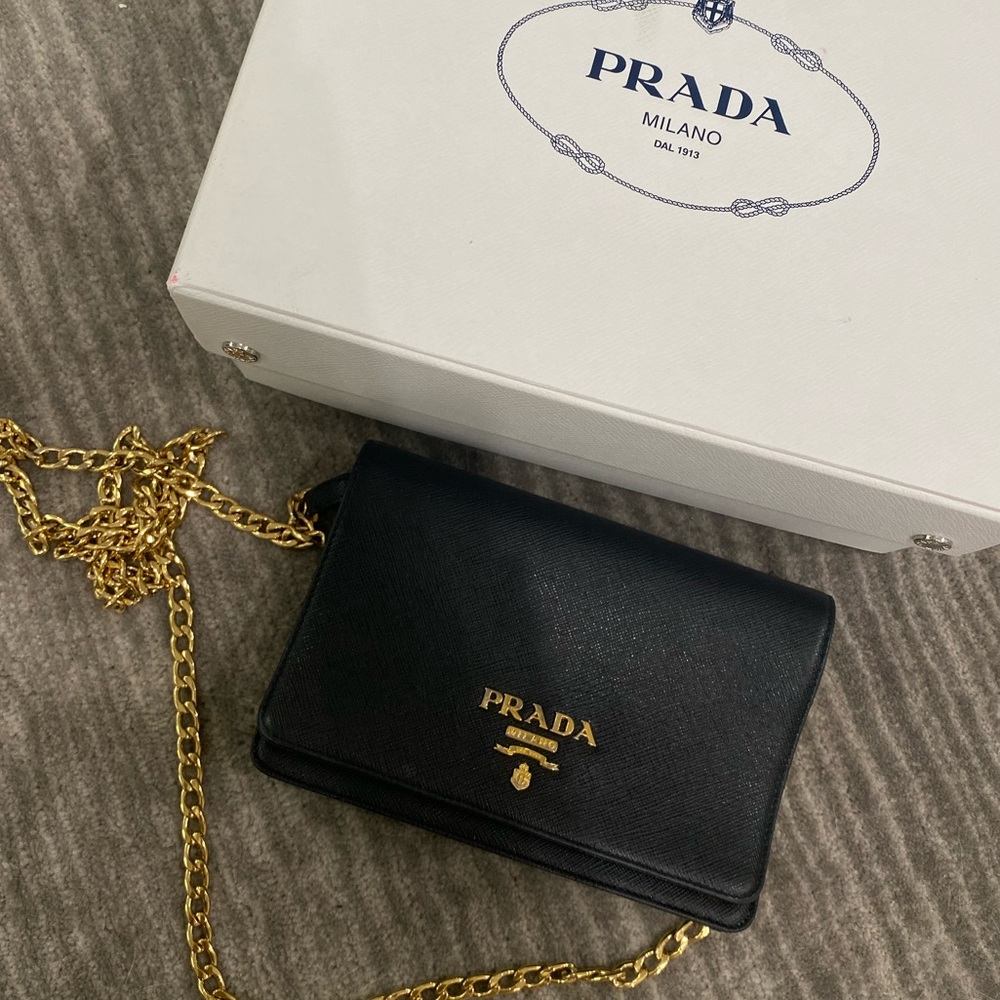 PRADA black Wallet on Chain Saffiano Cross Body Bag